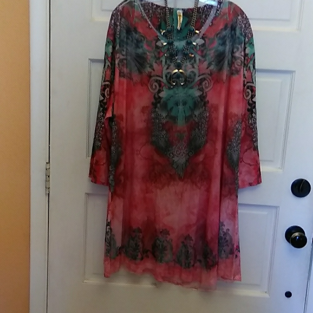 SHoreline dress size 4 extra large